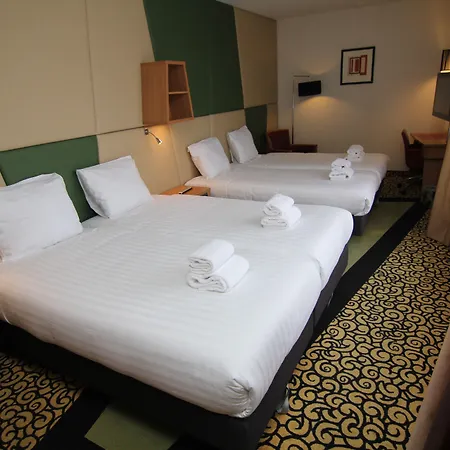Отель Savoy 4*
