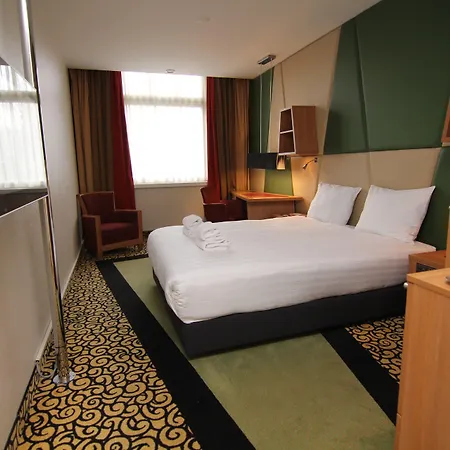 Savoy Отель